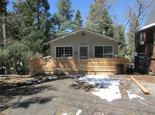 25000 Saxon Dr, Crestline, CA 92325
