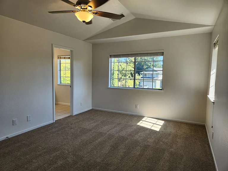 2179 Zinfandel Ave — Photo 21