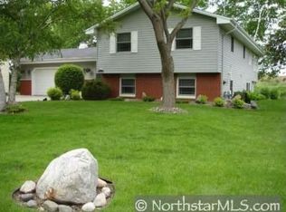 9417 Wellington Ln N, Maple Grove, MN 55369