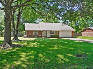 8508 E 123rd St S, Bixby, OK 74008
