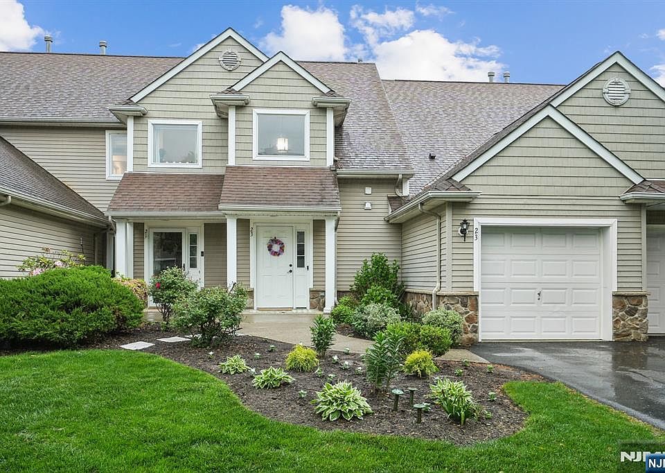 1st image of 23 Bourne Cir #204