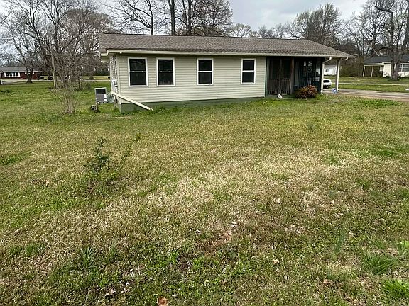 2nd image of 1565 Choctaw St