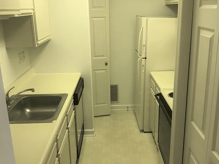 600 S Negley Ave — Photo 14