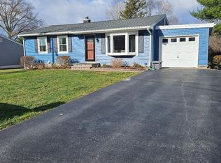28 Cardinal Dr, Poughkeepsie, NY 12601