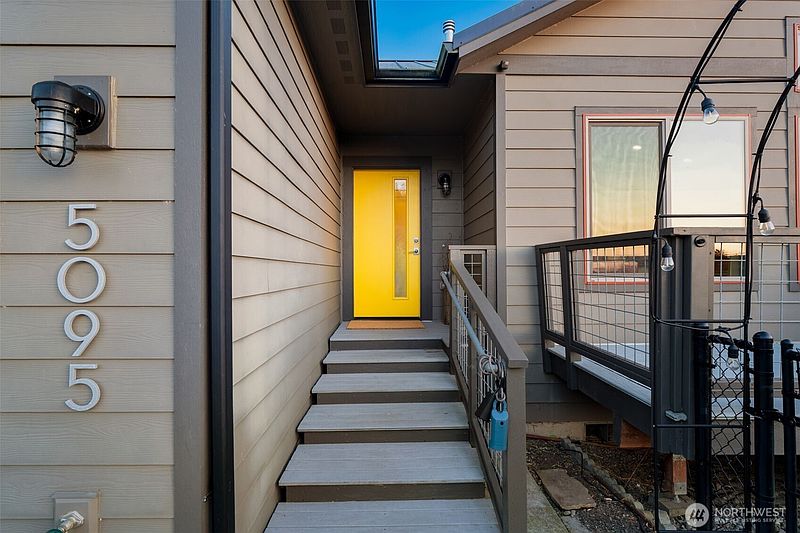 5th image of 5095 NE Willow Road
