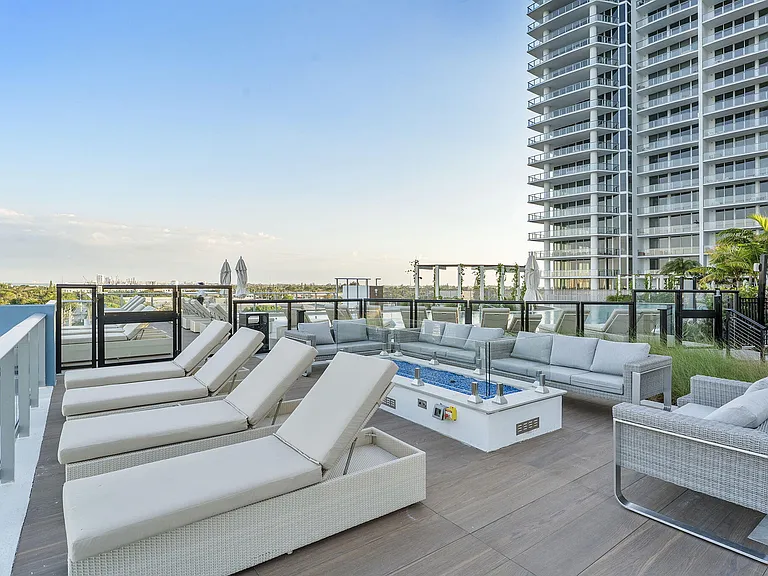 220 Lake Shore Dr #Penthouse 2321 — Photo 33