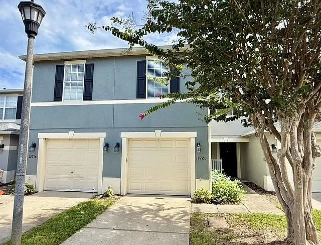 12720 Lexington Summit St
