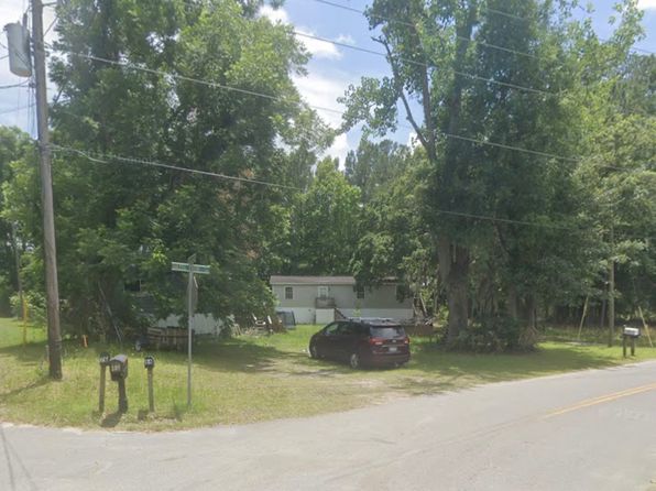 70 Hazel Farm Rd