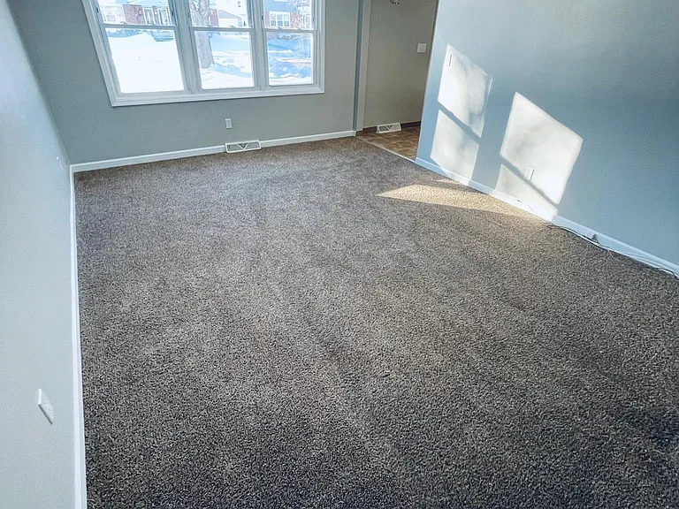 40 W Summerset Ln — Photo 16