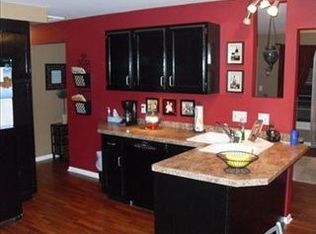 702 E 300th St, Willowick, OH 44095