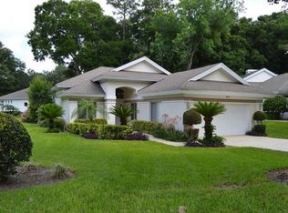 825 Red Hibiscus Ct, Apopka, FL 32712