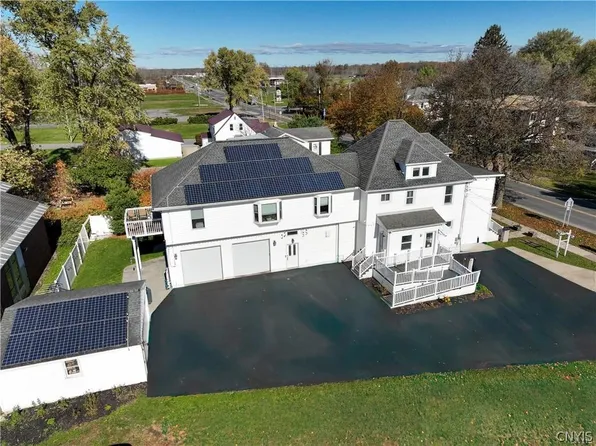 337 N Peterboro St, Canastota, NY 13032