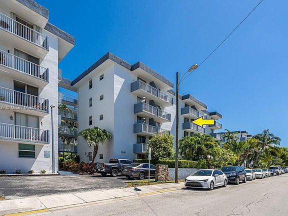 3rd image of 1801 S Treasure Dr APT 420