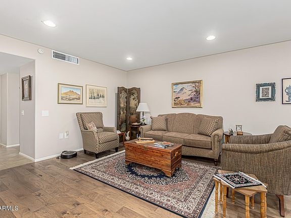 5th image of 9403 W FERN Drive