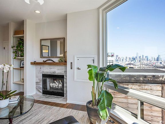 4th image of 830 De Haro St #1