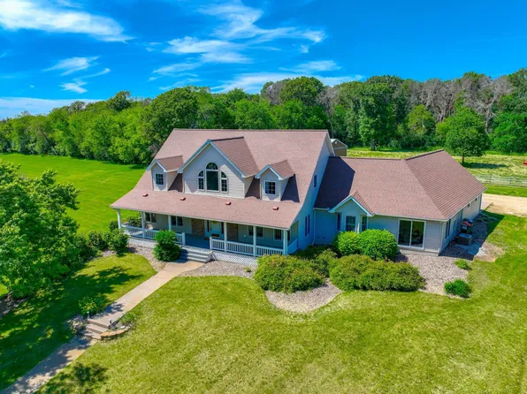 1184 114th Ave, Roberts, WI 54023