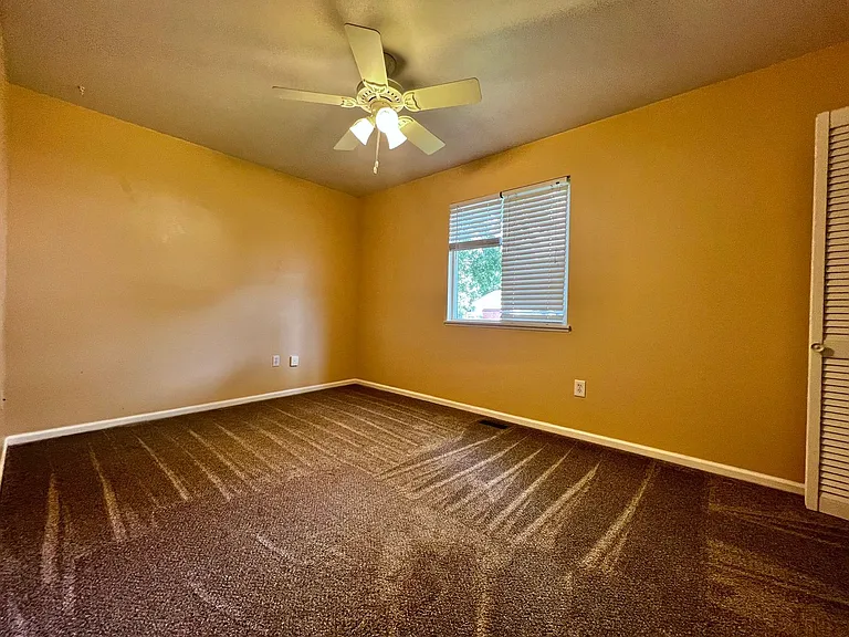 1065 S Edinburgh Dr — Photo 15