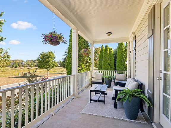 2nd image of 437 Avon River Rd