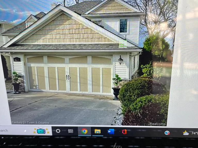 5084 Durnham Dr — Photo 6