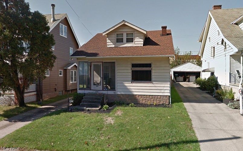 5246 Joseph St, Maple Heights, OH 44137 Zillow