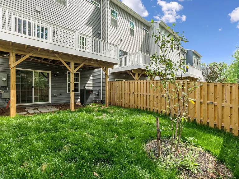 4502 Dale Creek Way — Photo 35