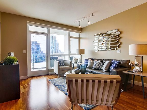 5th image of 325 7th Ave Unit 1308
