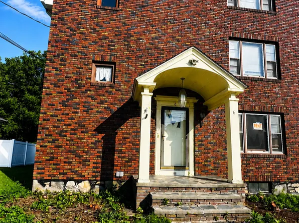 6 Everett Ave #1, Webster, MA 01570