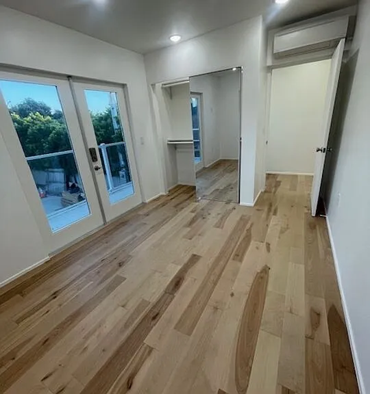245 Windward Ave — Photo 10