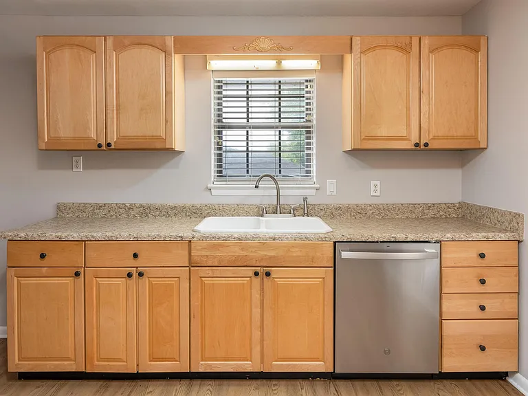 3699 Tacoma Ave — Photo 14