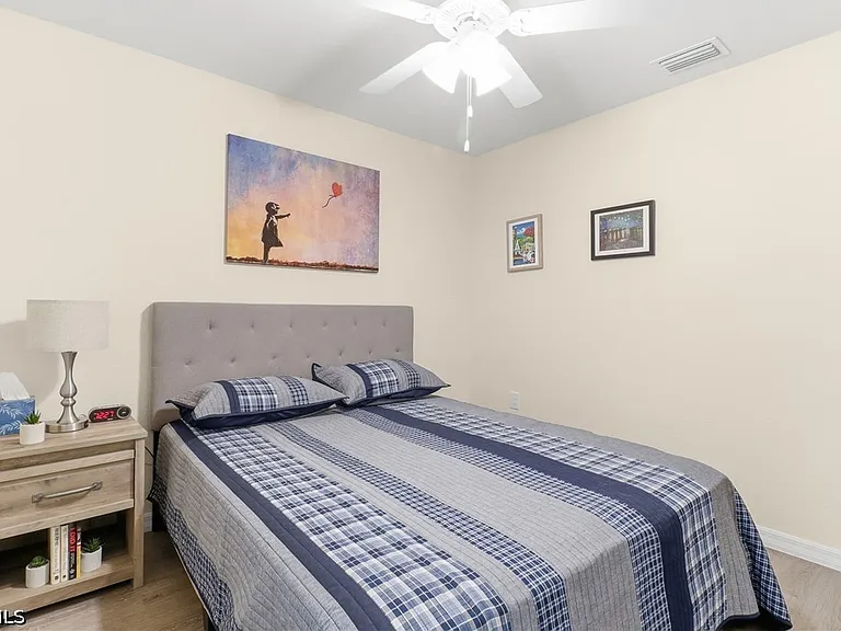 7024 Hero Cir — Photo 35