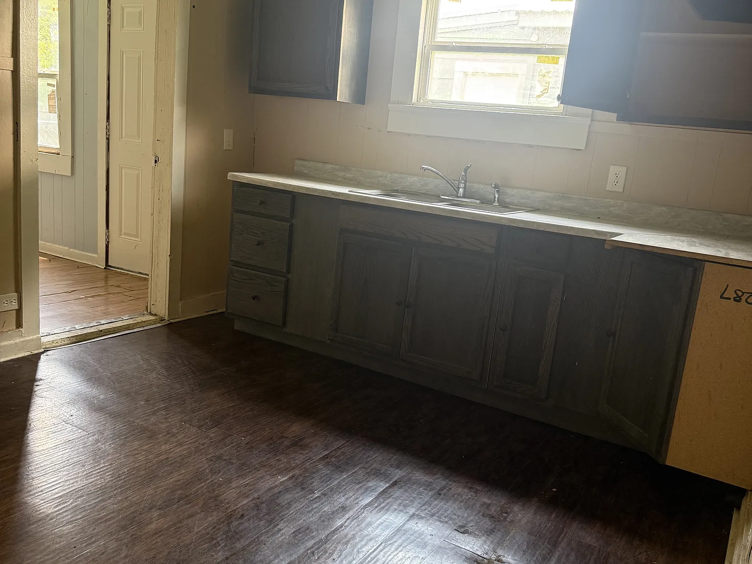 406 Hawthorne Street - 1 — Photo 2