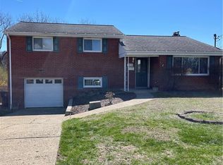 1419 Cardinal Dr, Pittsburgh, PA 15243