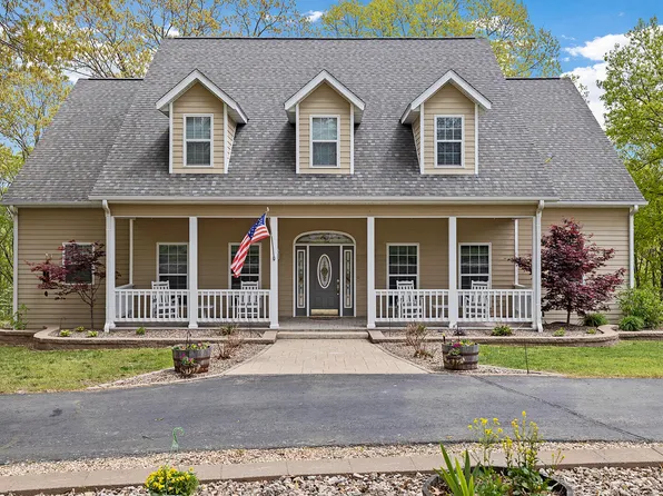 264 Oak Grove Lane, Galena, MO 65656