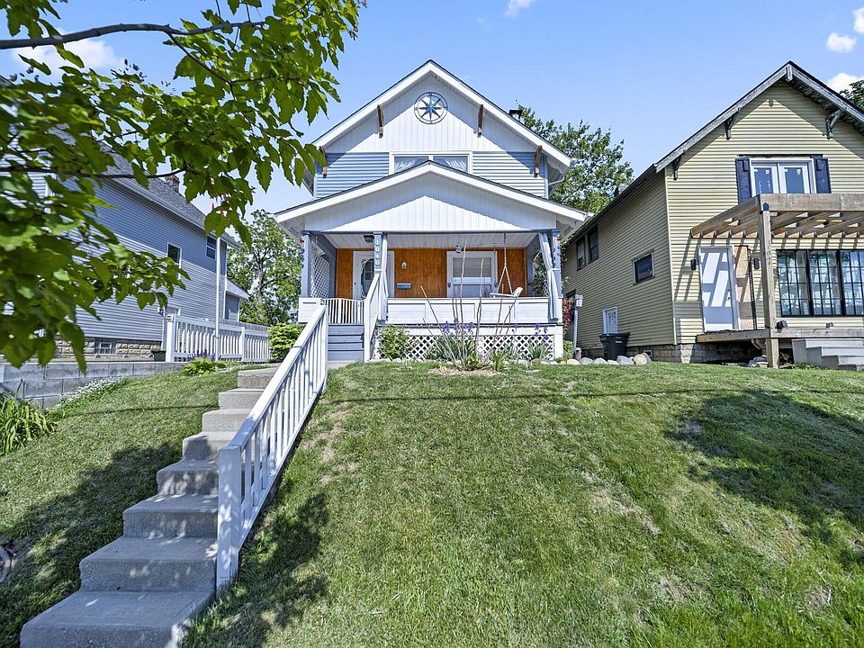 1st image of 1040 S Champion Ave