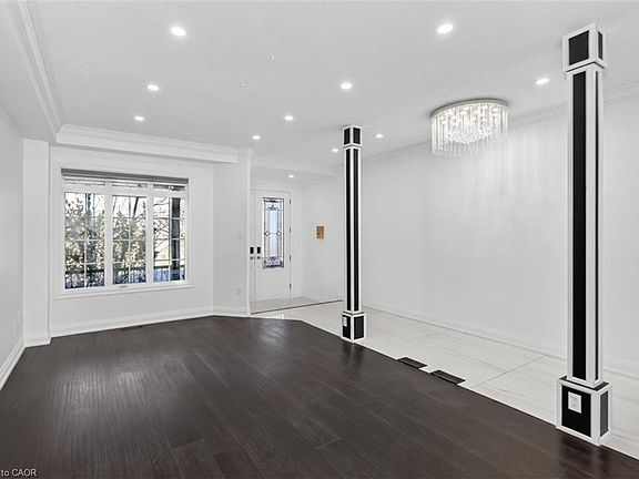 4th image of 1017 Woodward Ave