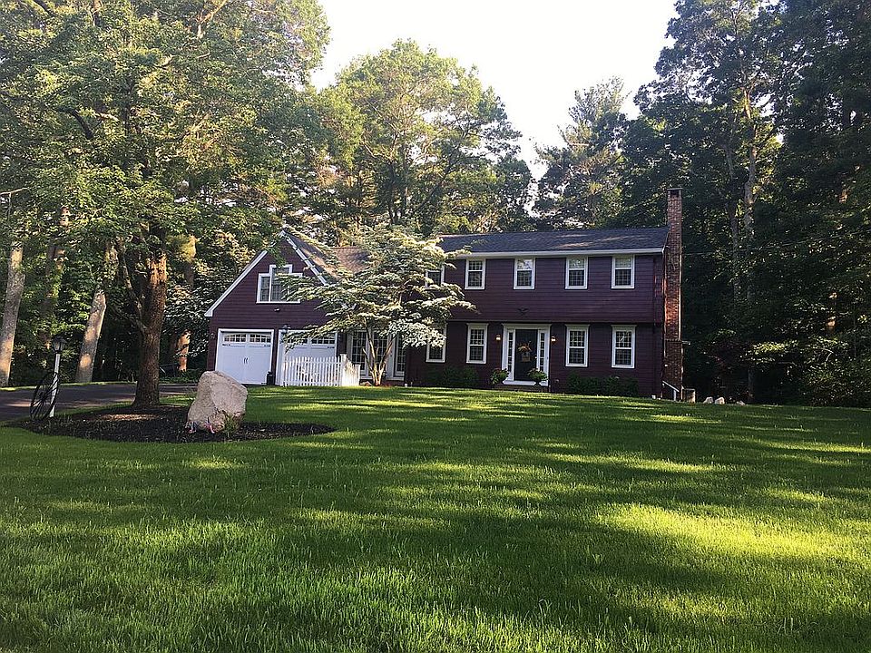 1st image of 11 Laurel Dr