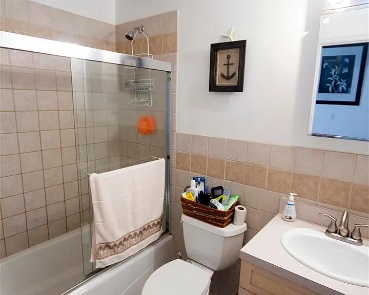 110 Outlook Ave #2 — Photo 9