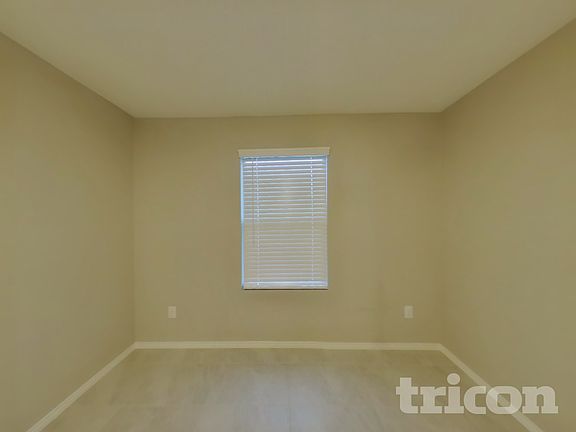 5th image of 1705 Claireborne Ct