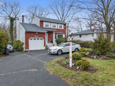 4069 Express Drive N, Ronkonkoma, NY, 11779