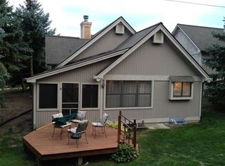 2500 Country Village Ct, Ann Arbor, MI