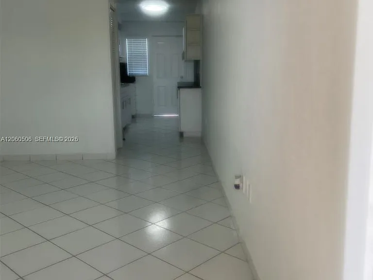 3430 SW 10th St #3 — Photo 13