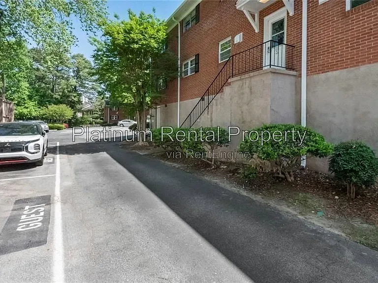 3660 Peachtree Rd NE #2C — Photo 23