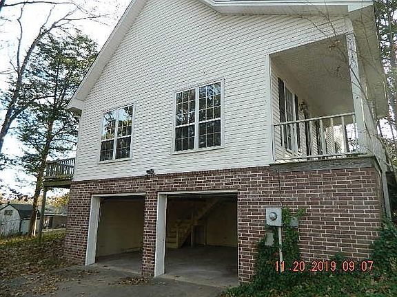 2nd image of 3 Red Oak Ct