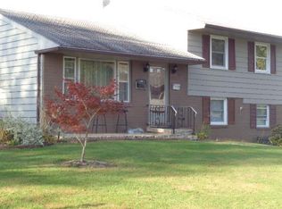 1436 Middlesex Rd, Allentown, PA 18103