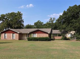 2088 Wehmeyer Ln, Madisonville, TX 77864