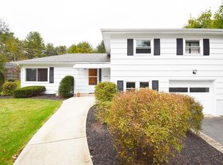 69 Ashley Rd, Holyoke, MA 01040