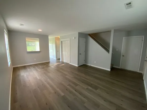 4621 - 4623 W Bainbridge Dr, 4621-4623 W Bainbridge Dr, Columbia, MO 65203