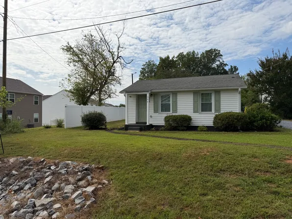 504 Stroupe Rd, Gastonia, NC 28056