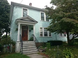 71 Garnet Rd, West Roxbury, MA 02132