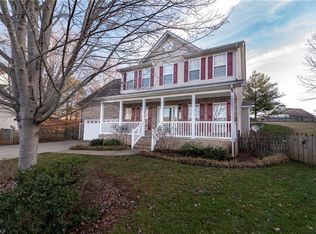 201 Ivystone Ct, Winston Salem, NC 27104